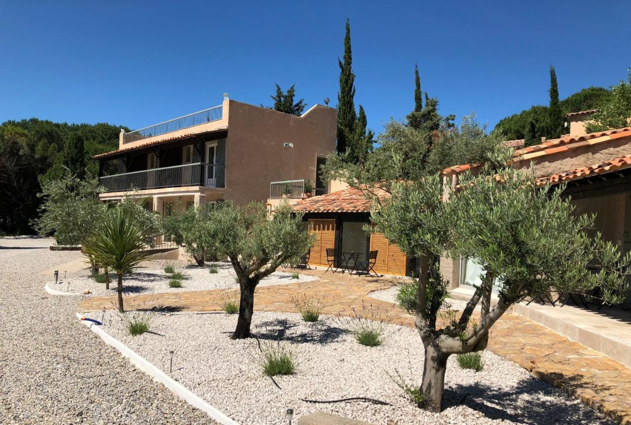 Auberge Val Moureze Hotel & Spa Exterior photo