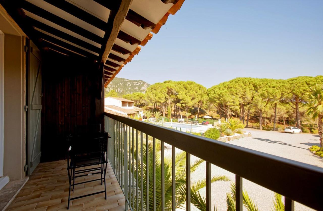 Auberge Val Moureze Hotel & Spa Exterior photo