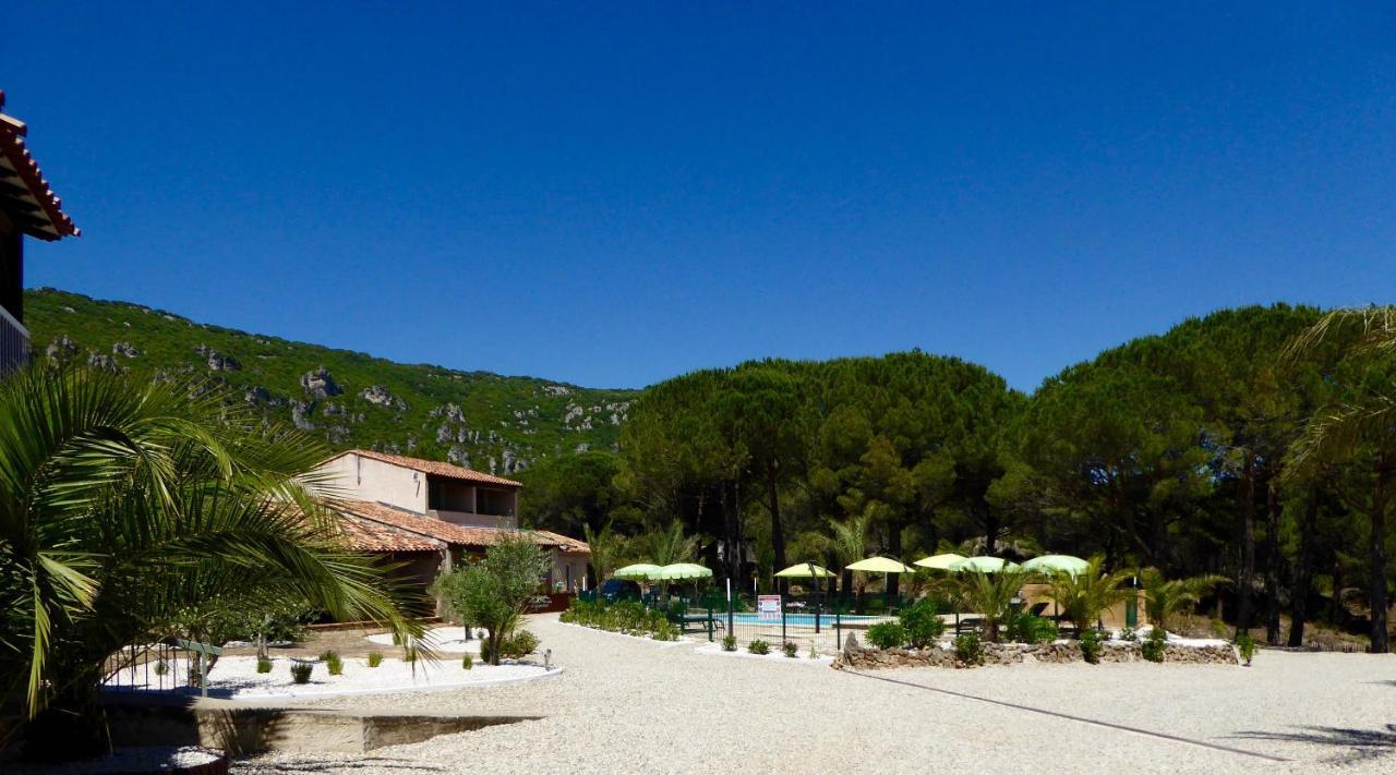 Auberge Val Moureze Hotel & Spa Exterior photo